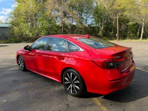 Used 2024 Honda Civic EX image 14
