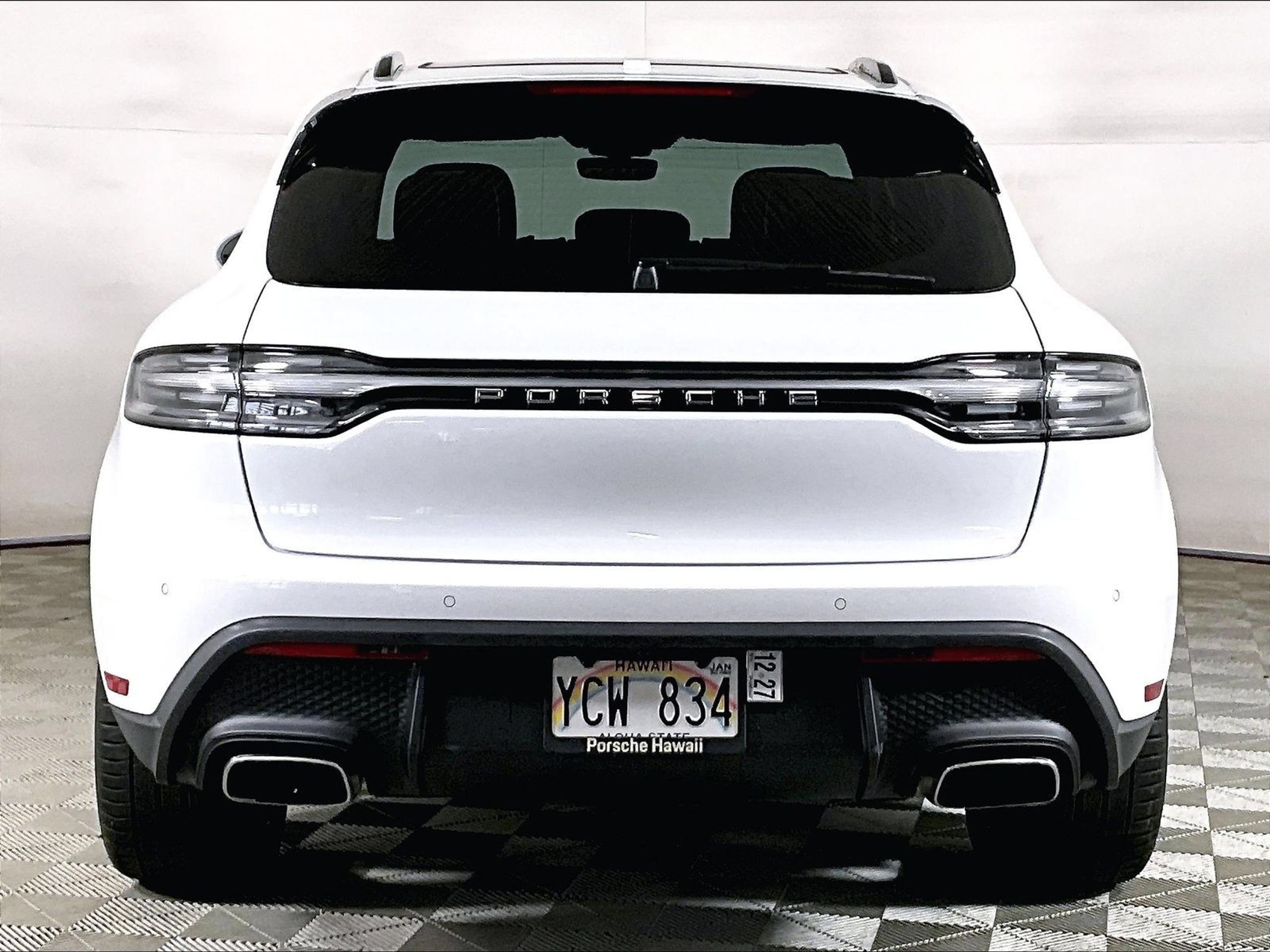 Used 2026 Porsche Macan AWD/4WD image 10