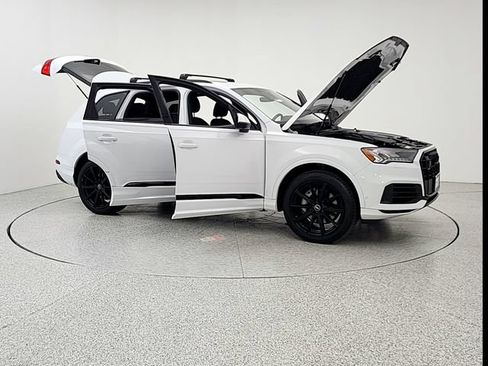 Used 2022 Audi Q7 3.0T Premium Plus AWD/4WD image 10