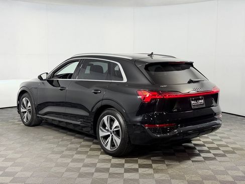 Used 2024 Audi Q8 e-tron Premium Plus w/ Premium Plus Package AWD/4WD image 9