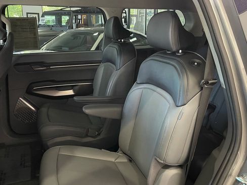 Used 2024 Kia EV9 Light Long Range image 34