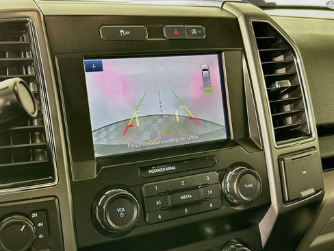 Used 2020 Ford F150 XLT w/ Equipment Group 302A Luxury AWD/4WD image 23