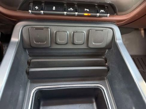 Used 2016 Chevrolet Silverado 2500 LT w/ All Star Edition image 29