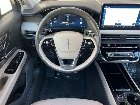 Used 2023 Lincoln Corsair Reserve w/ Equipment Group 201A AWD/4WD image 15