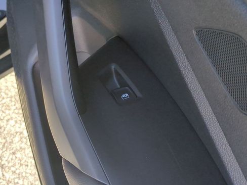 Used 2019 Volkswagen Jetta S FWD image 35