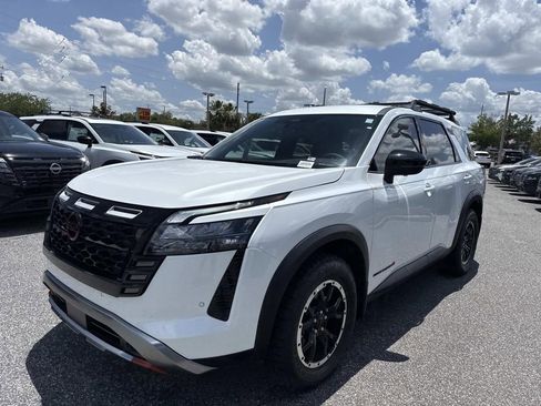 New 2026 Nissan Pathfinder Rock Creek AWD/4WD image 8