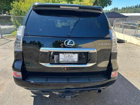 Used 2018 Lexus GX 460 Premium w/ Premium Package AWD/4WD image 6