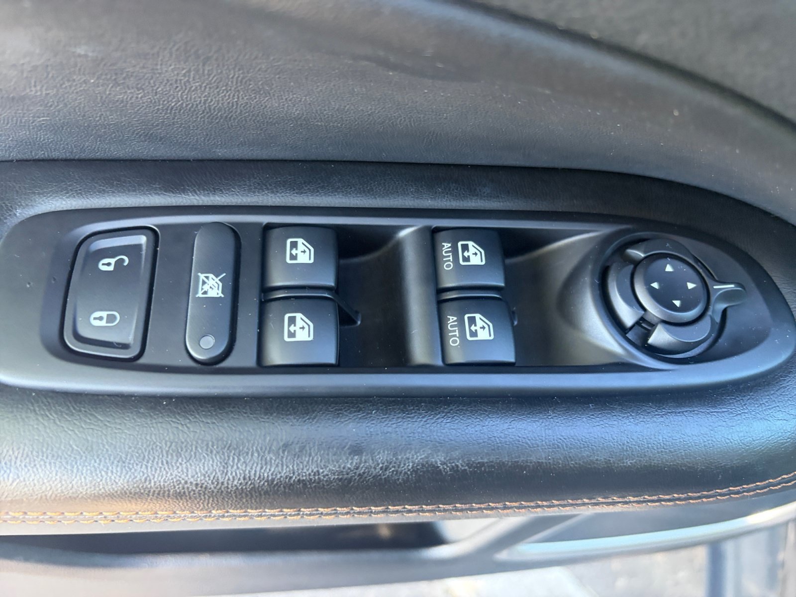Used 2021 Jeep Compass Limited w/ Trailer Tow Group AWD/4WD image 13