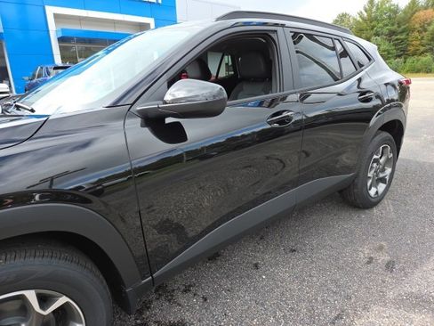 New 2026 Chevrolet Trax LT w/ Driver Confidence Package image 29