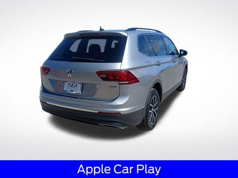 Used 2021 Volkswagen Tiguan SE AWD/4WD image 9