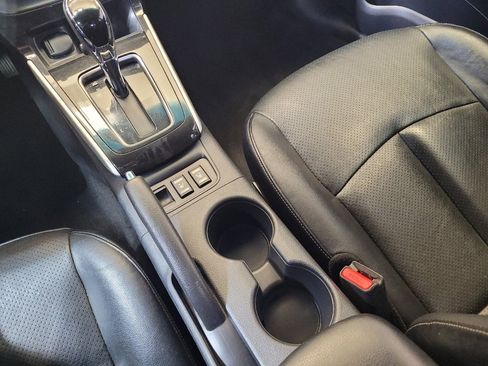 Used 2019 Nissan Sentra SL FWD image 26