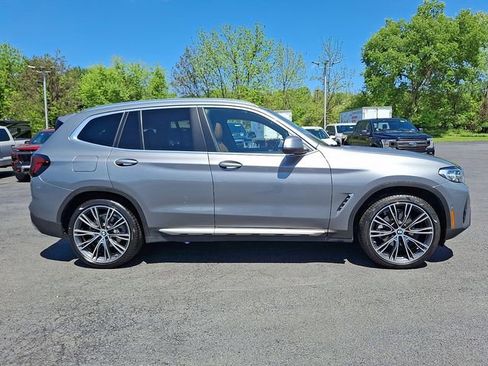 Used 2024 BMW X3 xDrive30i w/ Premium Package AWD/4WD image 11