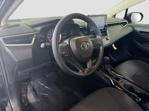 Used 2022 Toyota Corolla LE image 22
