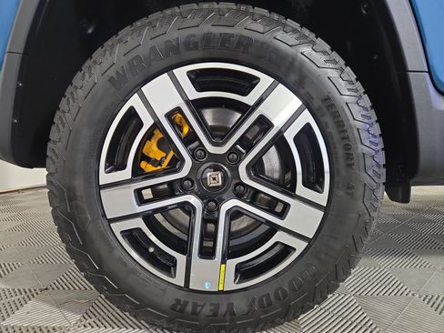 Used 2022 Rivian R1T Launch Edition AWD/4WD image 12