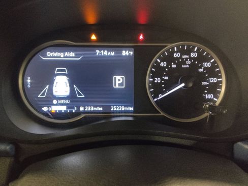 Used 2025 Nissan Versa SV FWD image 23