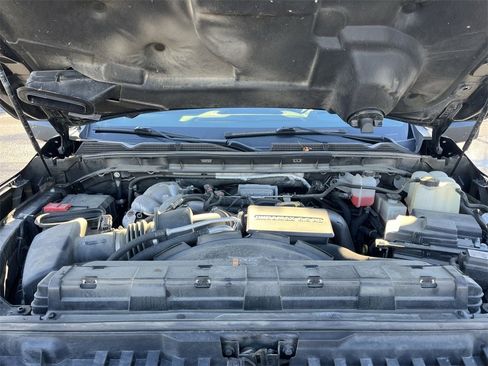 Used 2022 GMC Sierra 2500 Denali w/ Denali Black Diamond Edition image 31