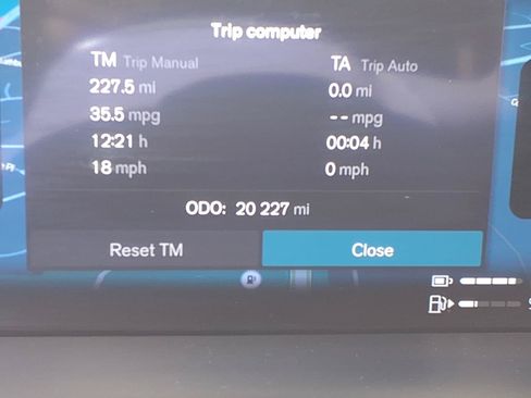 Certified 2024 Volvo XC90 T8 Plus AWD/4WD image 31