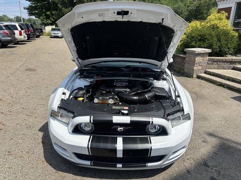 Used 2014 Ford Mustang GT Premium RWD image 12