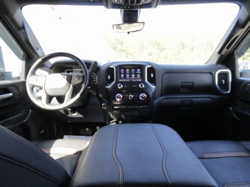 Used 2023 GMC Sierra 3500 AT4 w/ AT4 Premium Plus Package image 6