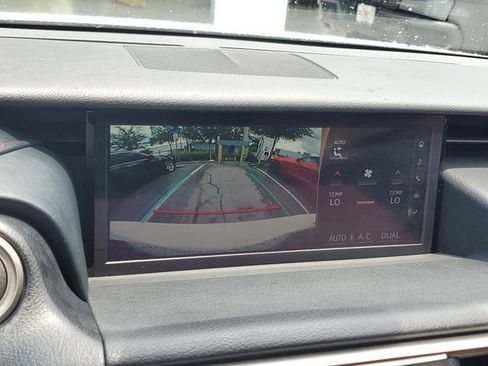 Used 2020 Lexus IS 350 F Sport w/ F Sport Package RWD image 22