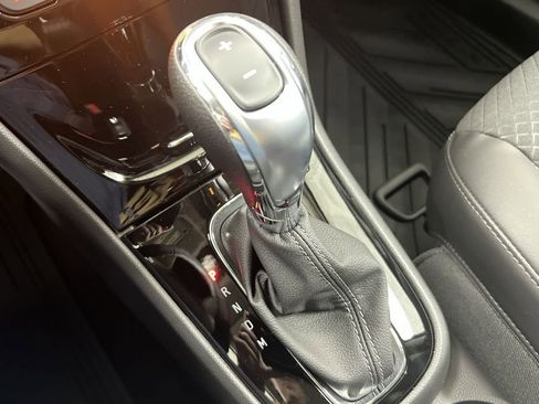 Used 2022 Buick Encore Preferred w/ Safety Package image 16