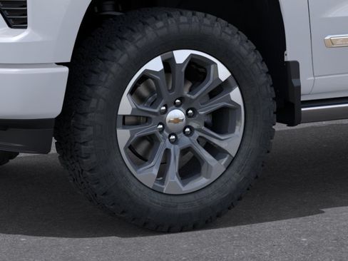 New 2026 Chevrolet Silverado 1500 High Country w/ Technology Package AWD/4WD image 10