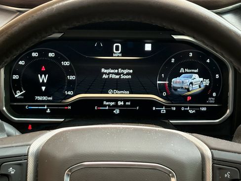 Used 2022 GMC Sierra 1500 Denali w/ Technology Package AWD/4WD image 39