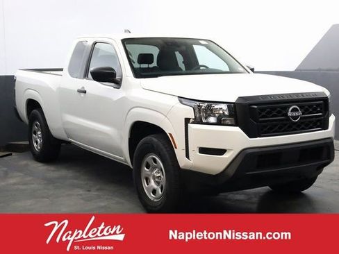 Used 2022 Nissan Frontier S image 1