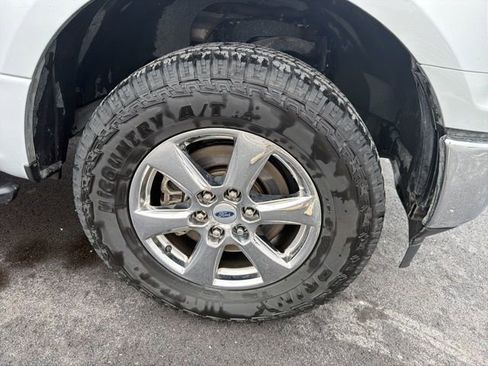 Used 2019 Ford F150 XLT w/ Equipment Group 302A Luxury image 3