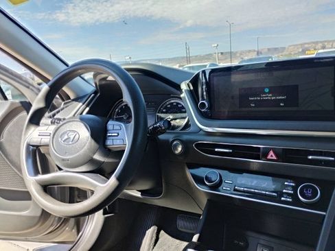 Used 2023 Hyundai Sonata SEL FWD image 14
