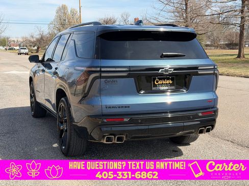 Used 2025 Chevrolet Traverse RS image 10