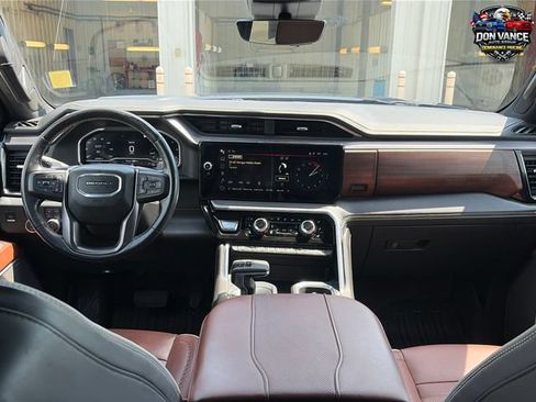 Used 2023 GMC Sierra 1500 Denali Ultimate AWD/4WD image 12