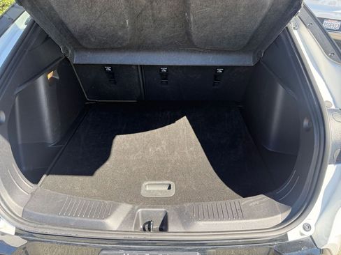 Used 2025 Buick Envista Sport Touring image 28