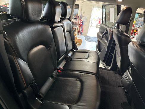 Used 2020 Nissan Armada SL image 52