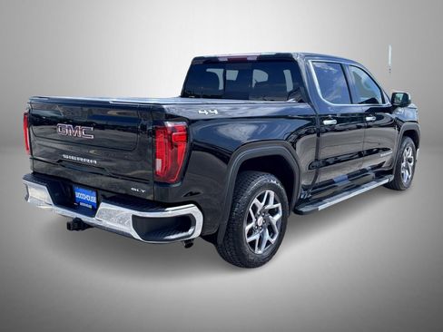 Used 2023 GMC Sierra 1500 SLT w/ SLT Premium Package AWD/4WD image 5