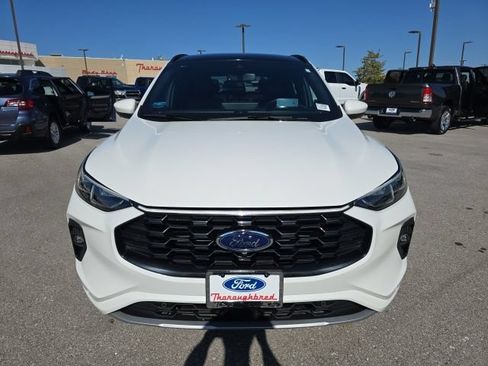 Used 2024 Ford Escape ST-Line Elite w/ Premium Technology Package AWD/4WD image 8