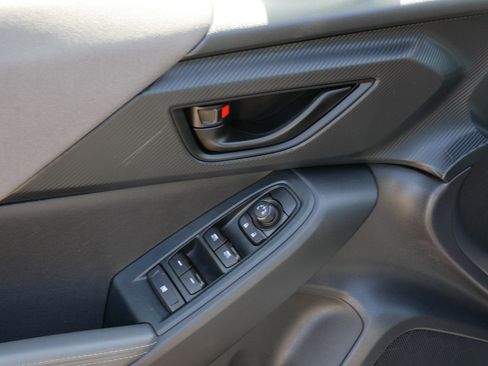 Used 2024 Subaru Crosstrek 2.0i Premium image 20