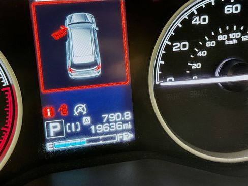 Used 2020 Subaru Forester Premium image 13