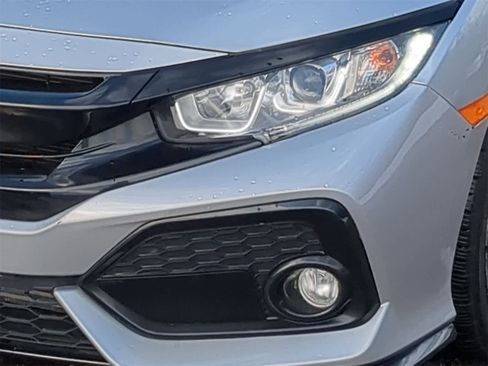 Used 2019 Honda Civic Sport image 18