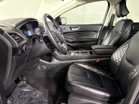 Used 2024 Ford Edge Titanium image 20