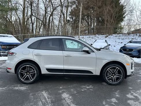 Used 2020 Porsche Macan S image 3