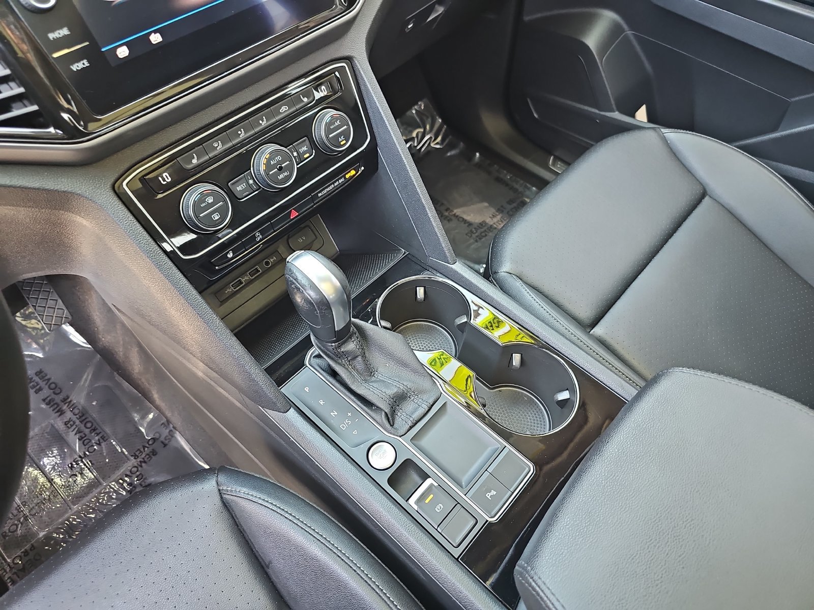 Used 2020 Volkswagen Atlas SEL FWD image 28