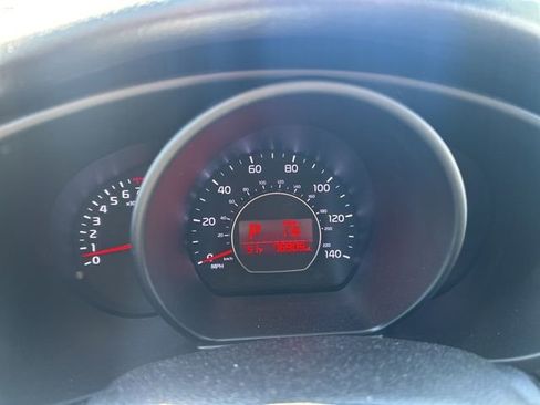 Used 2016 Kia Soul + w/ Audio Package image 9