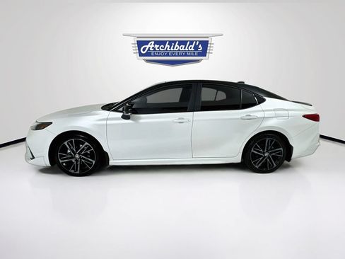 Used 2025 Toyota Camry XSE w/ Premium Package AWD/4WD image 5