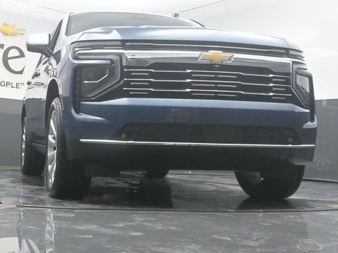 New 2026 Chevrolet Tahoe Premier image 3