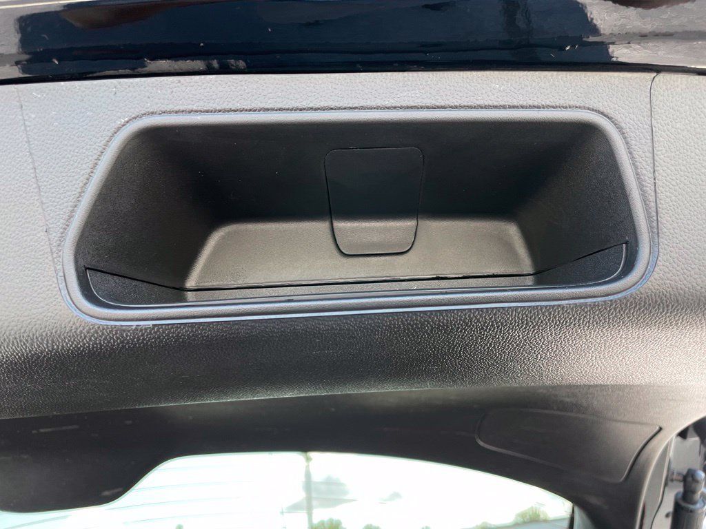 Used 2025 Chevrolet Blazer RS FWD image 43