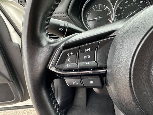 Used 2025 MAZDA CX-5 AWD 2.5 S w/ Preferred Package image 21