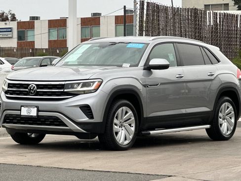 Certified 2023 Volkswagen Atlas Cross Sport SE FWD image 8