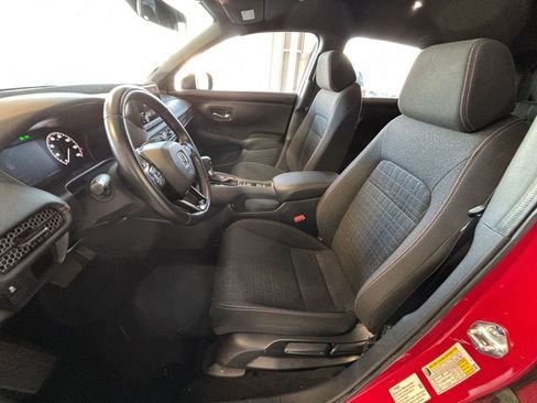 Used 2025 Honda HR-V Sport image 26
