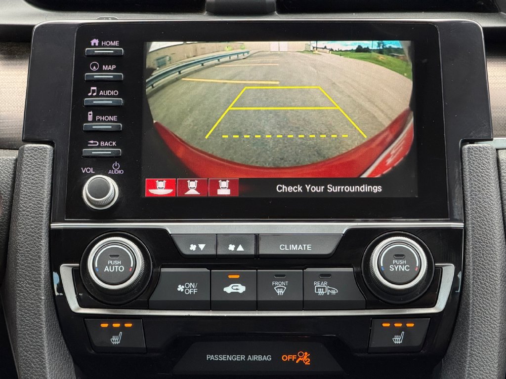 Used 2019 Honda Civic Touring image 12